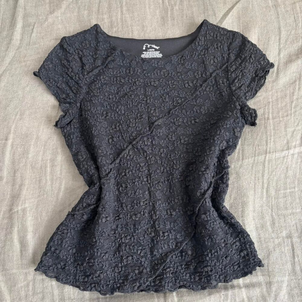 black lace ruffle top XS